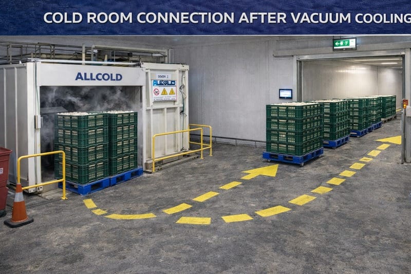 Cold room connection after vacuum cooling